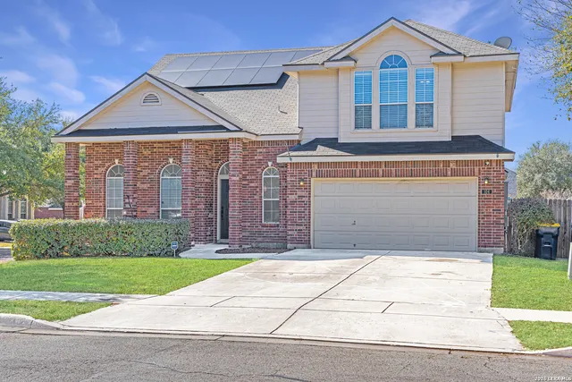 $398,500 | 104 Yeager Circle, Cibolo, TX 78108