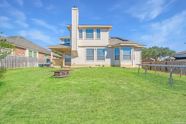 $398,500 | 104 Yeager Circle, Cibolo, TX 78108