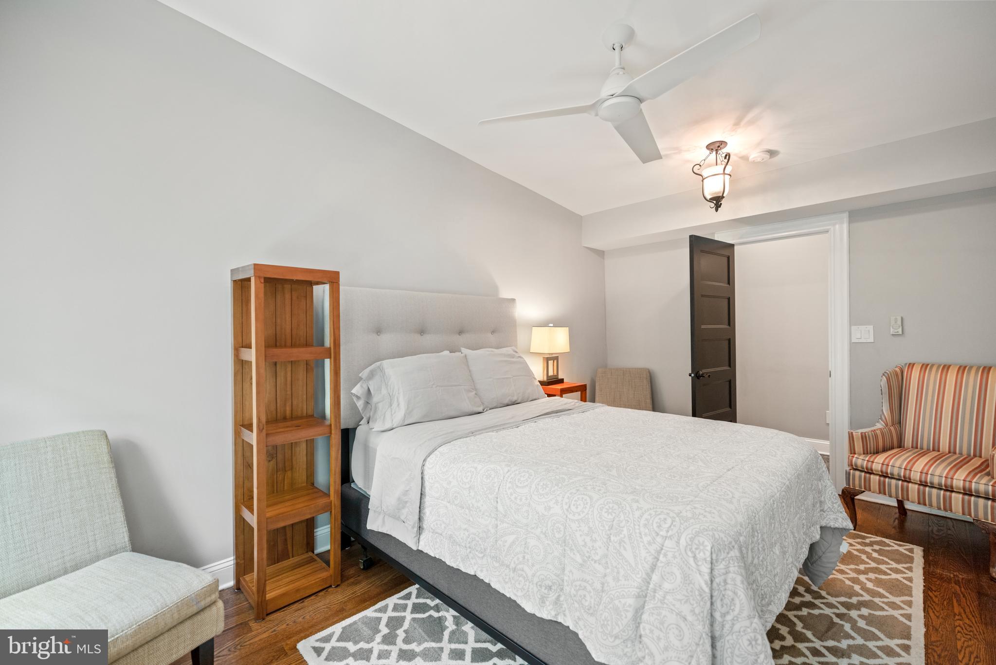 407 Independence Avenue Southeast Washington, DC 20003 - Photo 26 of 41