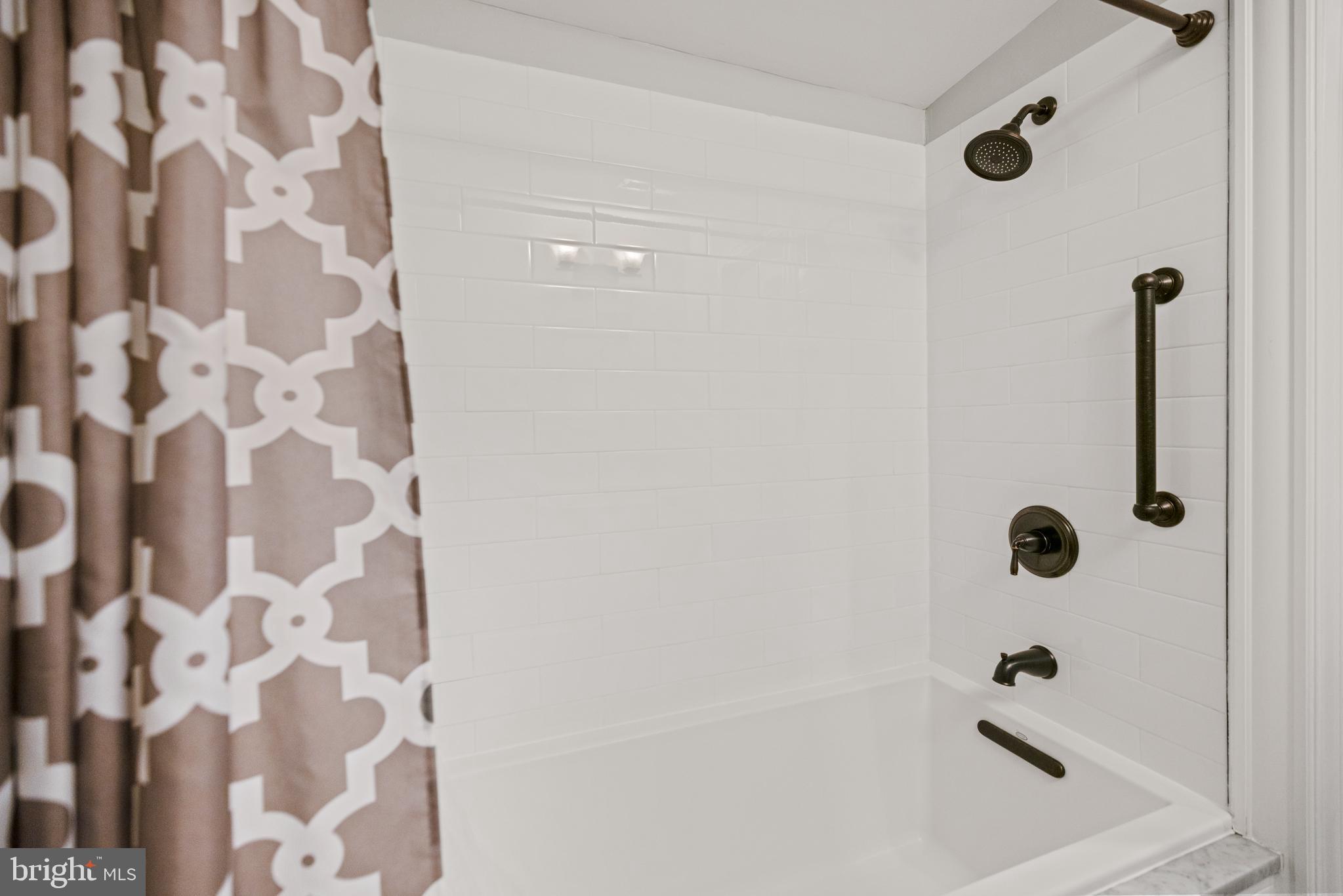 407 Independence Avenue Southeast Washington, DC 20003 - Photo 33 of 41