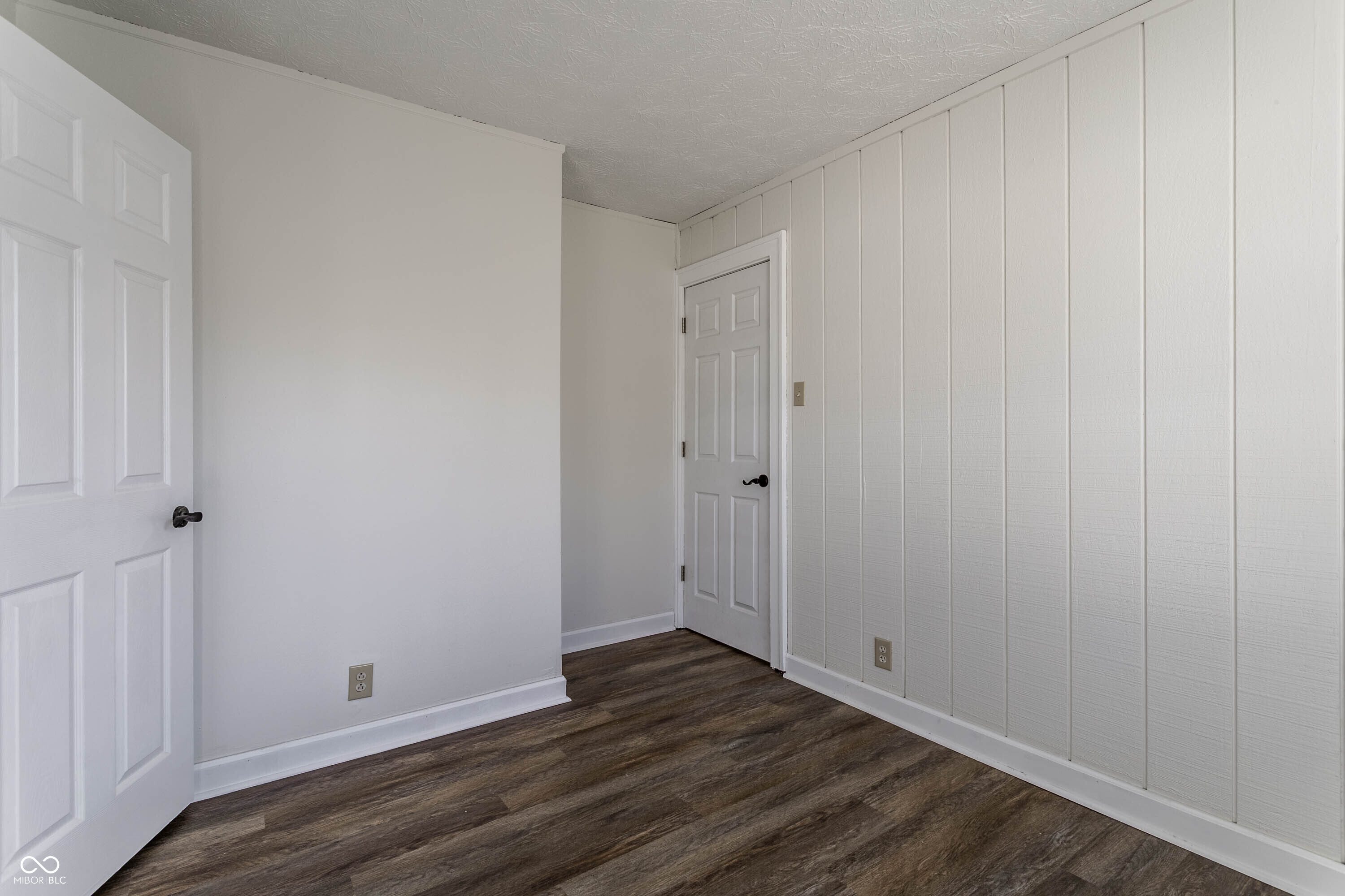 4929 Young Avenue Indianapolis, IN 46201 - Photo 19 of 29