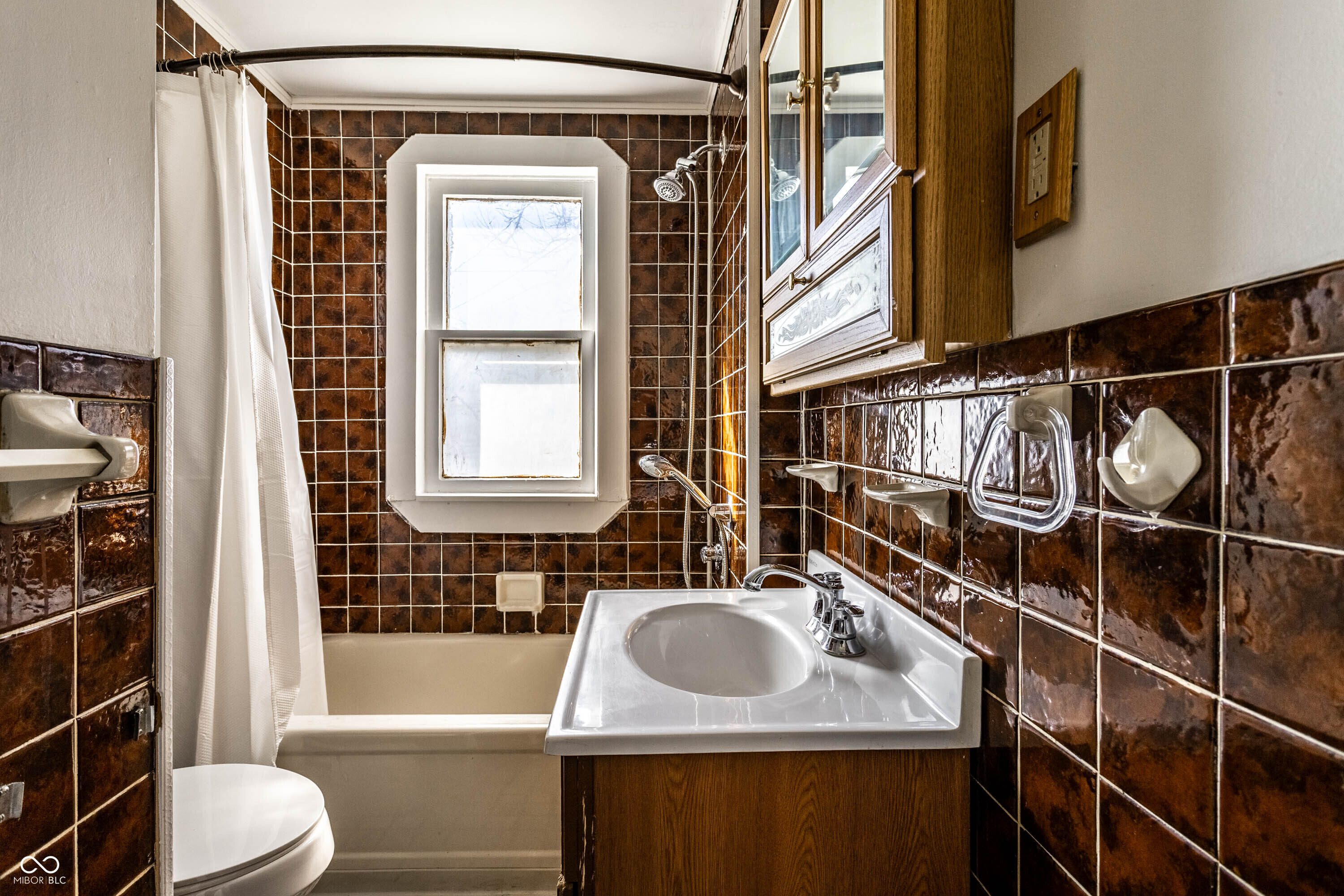 4929 Young Avenue Indianapolis, IN 46201 - Photo 26 of 29