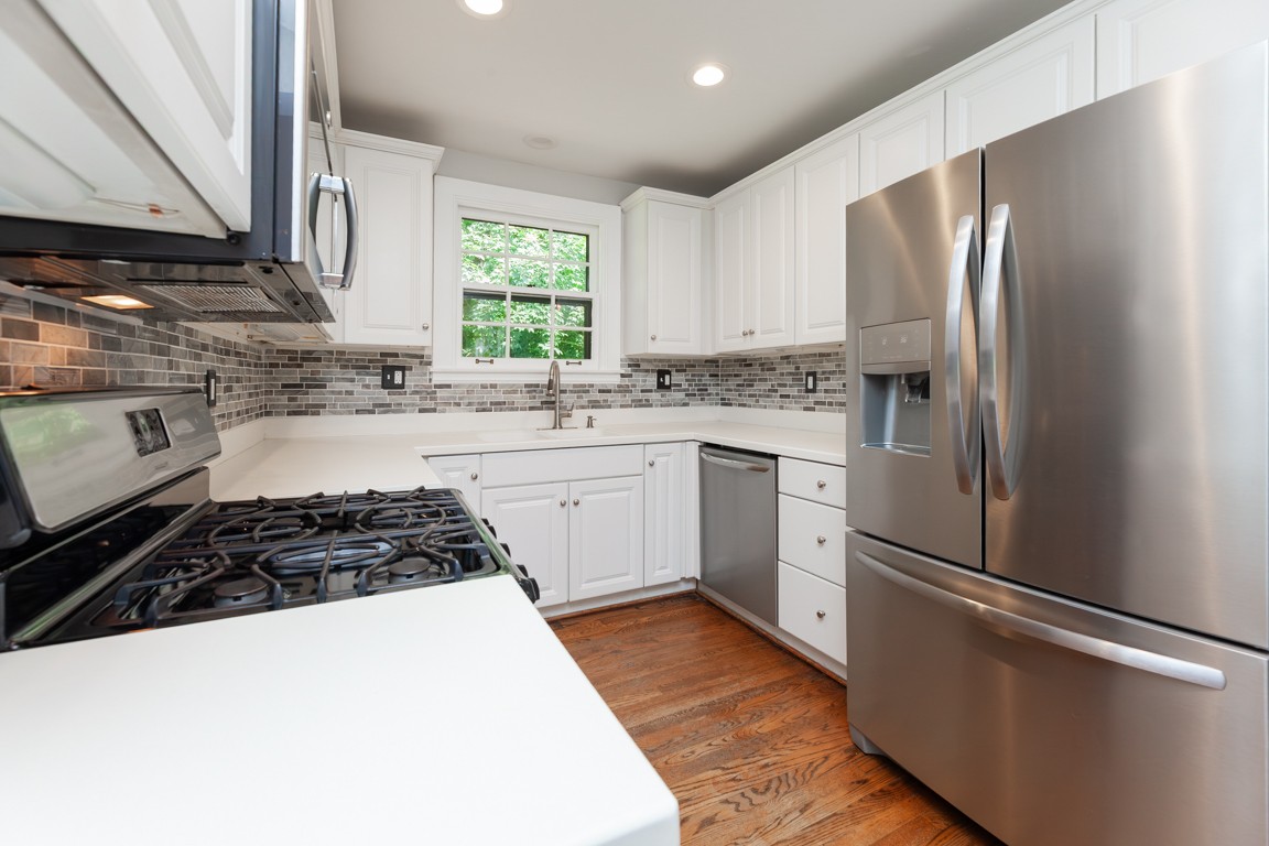 690 Clearview Drive Nashville, TN 37205 - Photo 5 of 18