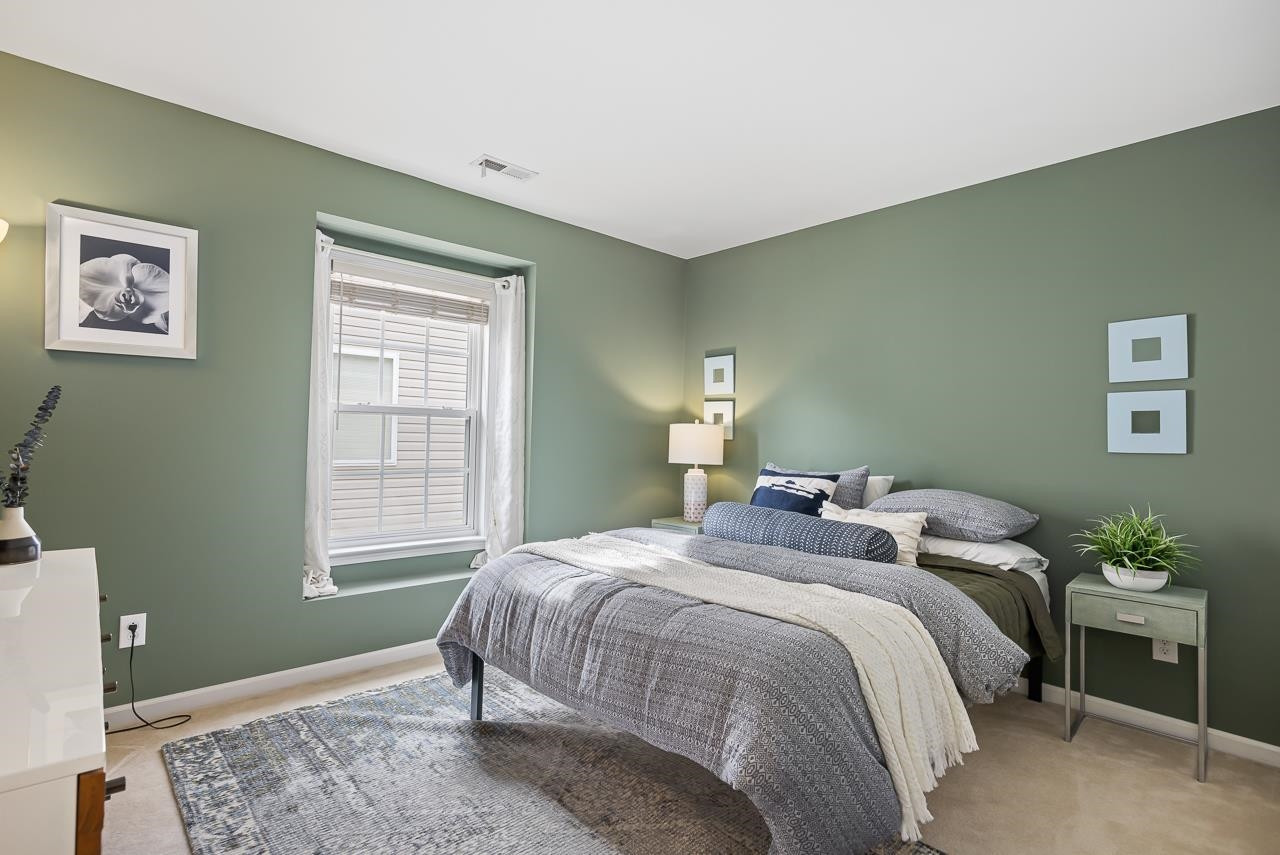 2836 Roundleaf Court Raleigh, NC 27604 - Photo 27 of 39 Bedroom
