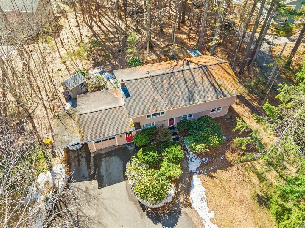 352 Taylor Road Stow, MA 01775 - Photo 2 of 39 Gallery Image 2