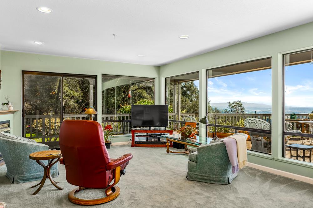 503 Caudill Road Watsonville, CA 95076 - Photo 5 of 39 Gallery Image 5
