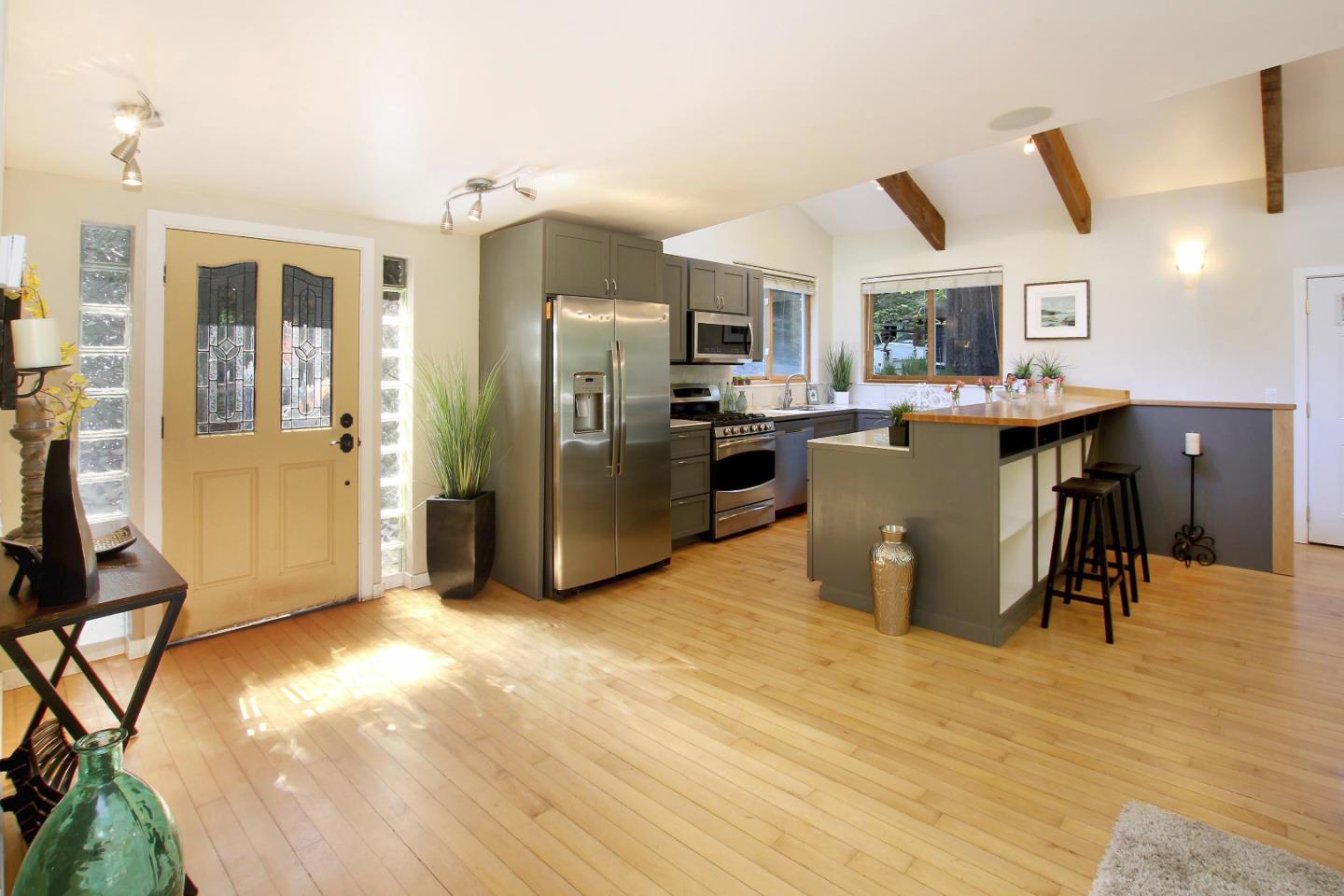 600 Little Bridge Road Soquel, CA 95073 - Photo 6 of 62 Gallery Image 6
