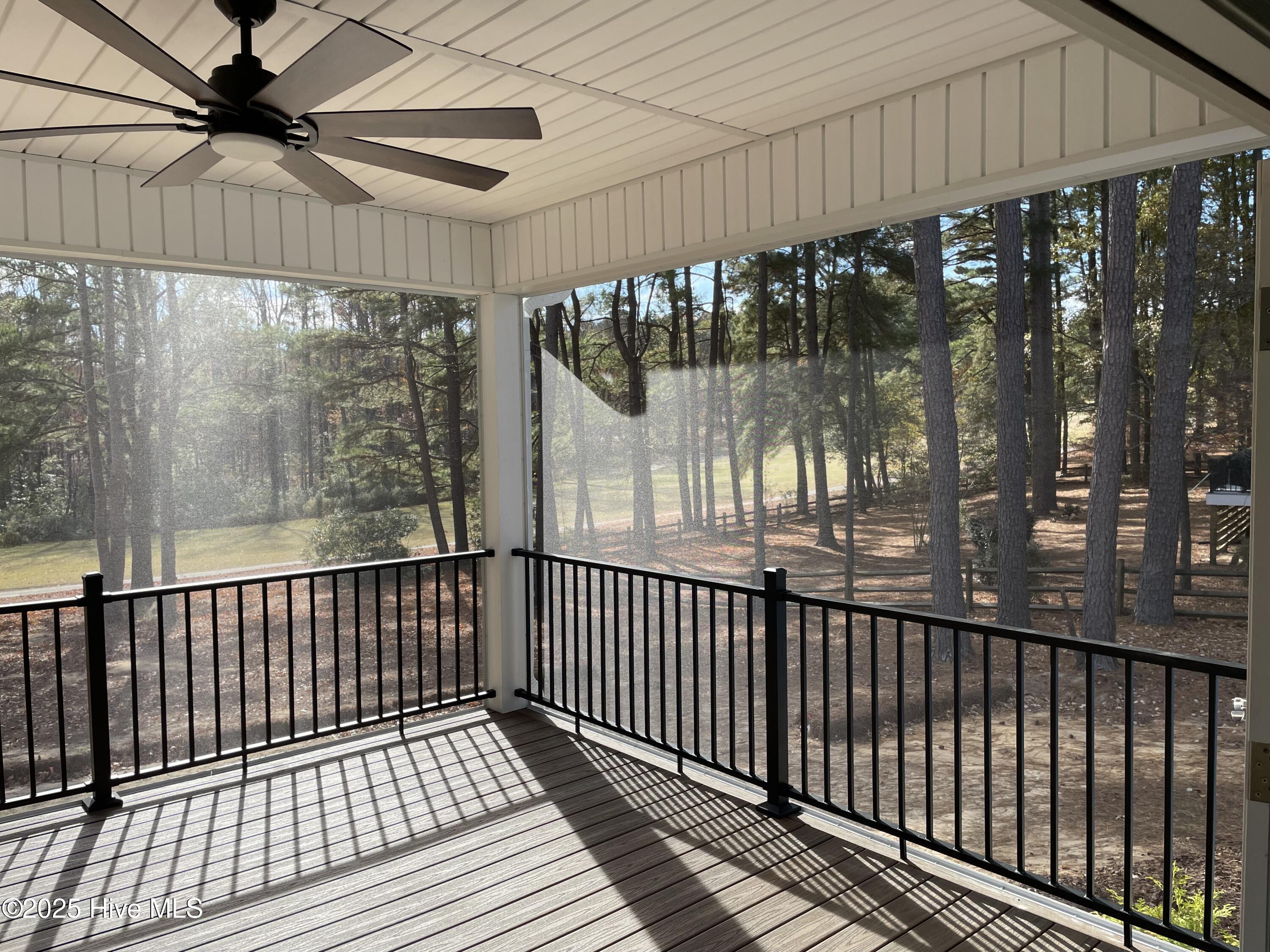 107 Devonshire Avenue West West End, NC 27376 - Photo 18 of 49 Screened porch4