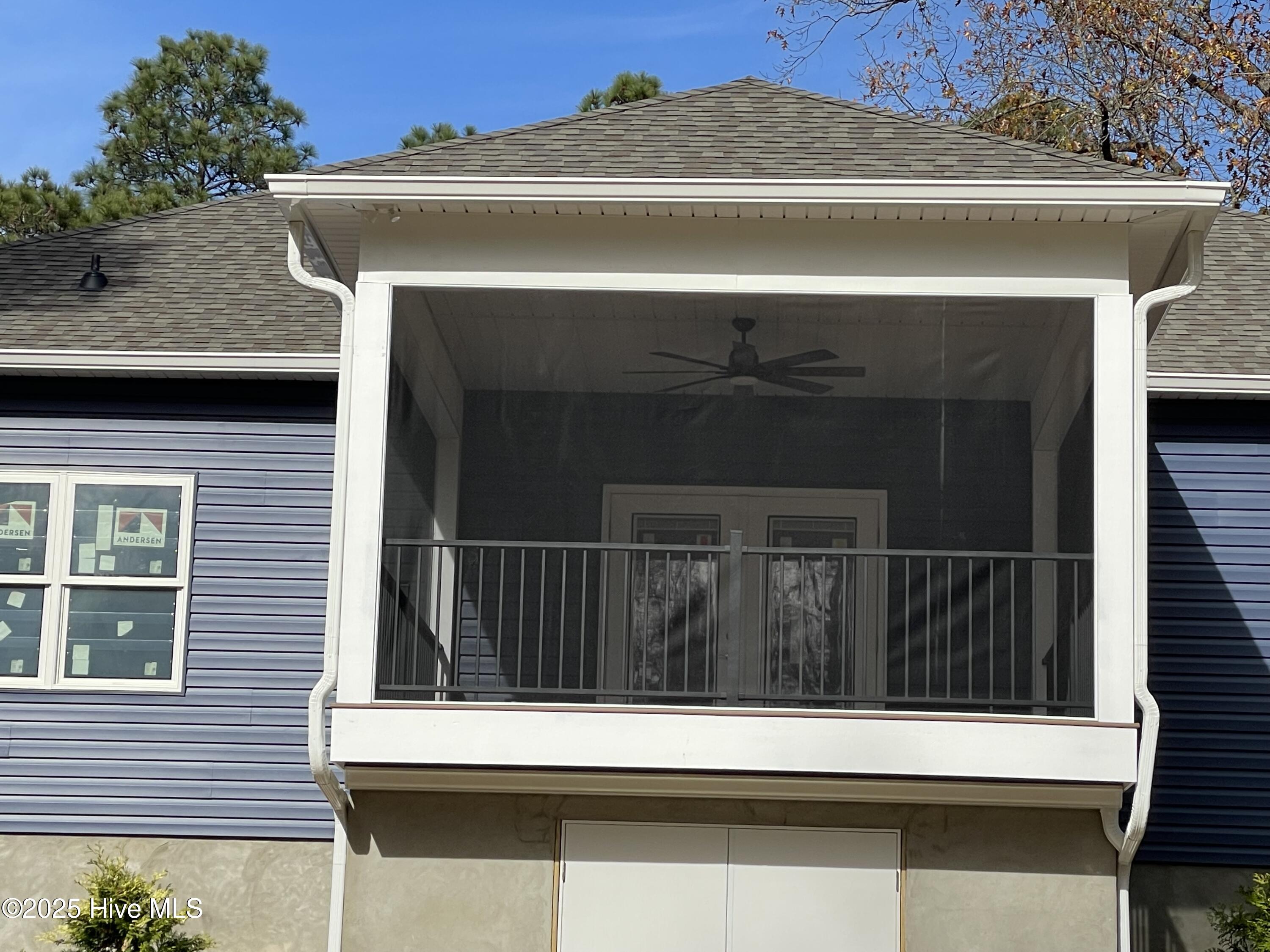 107 Devonshire Avenue West West End, NC 27376 - Photo 19 of 49 Screened porch1