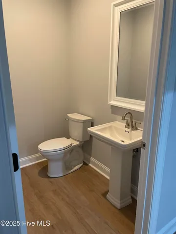 $595,000 | 107 Devonshire Avenue West, West End, NC 27376