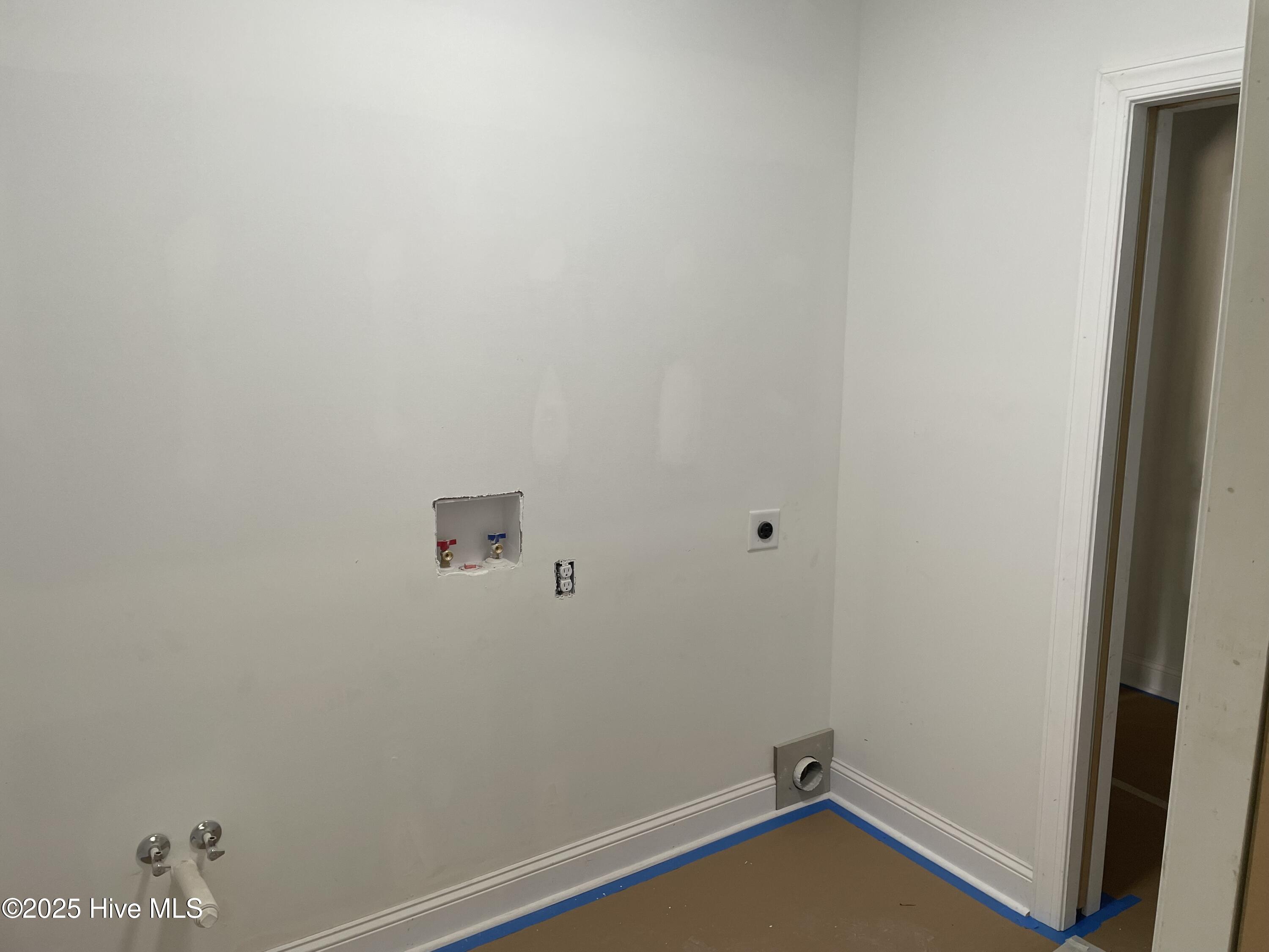 107 Devonshire Avenue West West End, NC 27376 - Photo 34 of 49 Washroom with Pocket doors