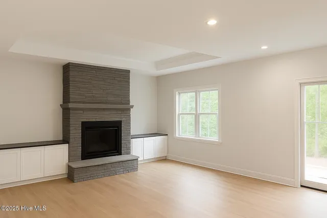 $595,000 | 107 Devonshire Avenue West, West End, NC 27376