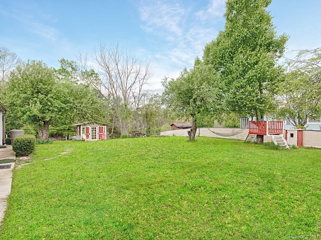 14 Ballard Road Weaverville, NC 28787 - Photo 5 of 24 Gallery Image 5