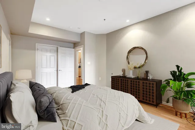 $2,400 | 10328 Sager Avenue, Unit 101, Fairfax, VA 22030