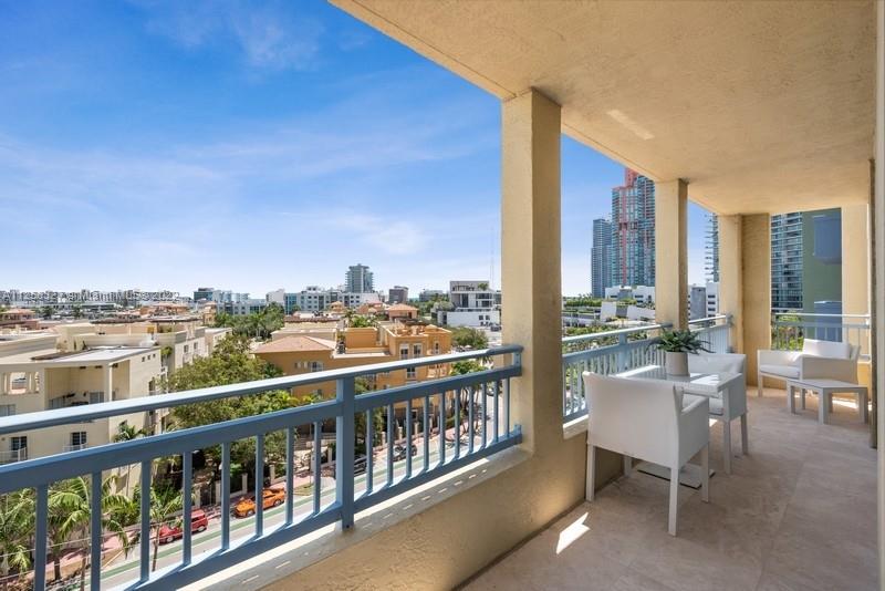 90 Alton Road, Unit 811 Miami Beach, FL 33139 - Photo 11 of 25