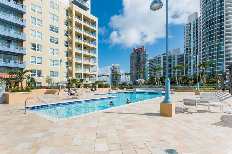 90 Alton Road, Unit 811 Miami Beach, FL 33139 - Photo 17 of 25