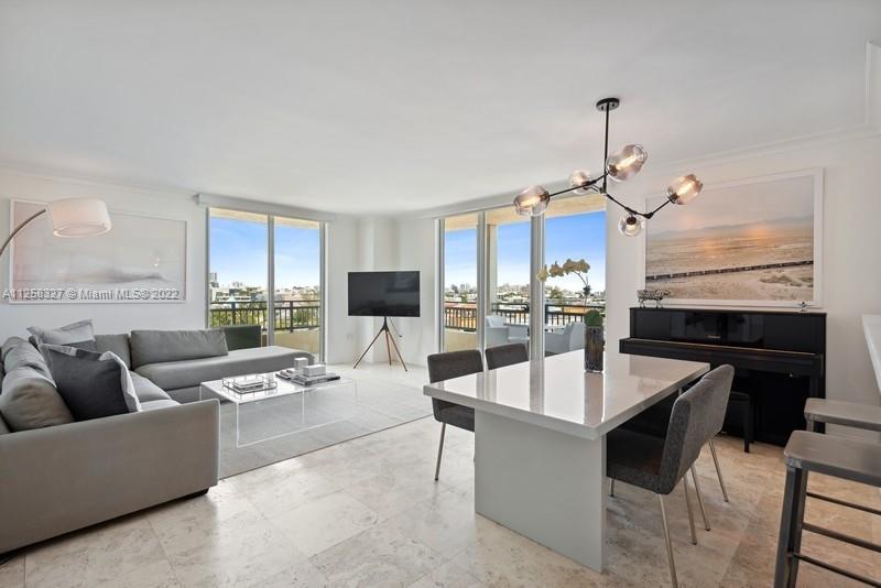 90 Alton Road, Unit 811 Miami Beach, FL 33139 - Photo 2 of 25