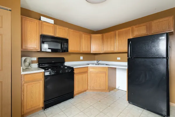 $145,000 | 69 South Orchard Drive, Park Forest, IL 60466