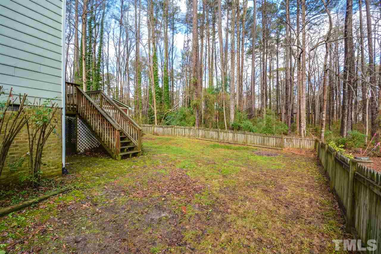 5140 Simmons Branch Trail Raleigh, NC 27606 - Photo 15 of 17