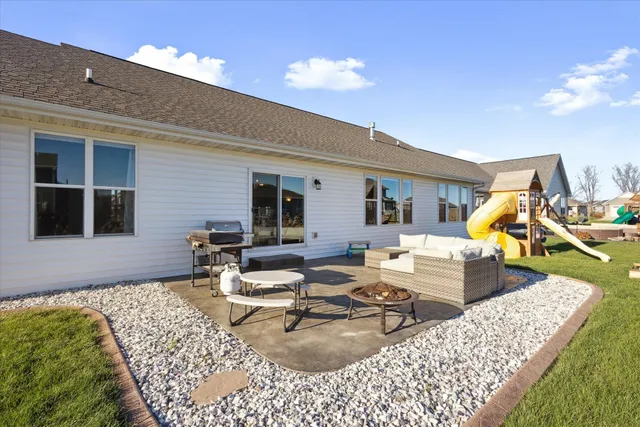 $540,000 | 7759 Sunstone Court, De Pere, WI 54115