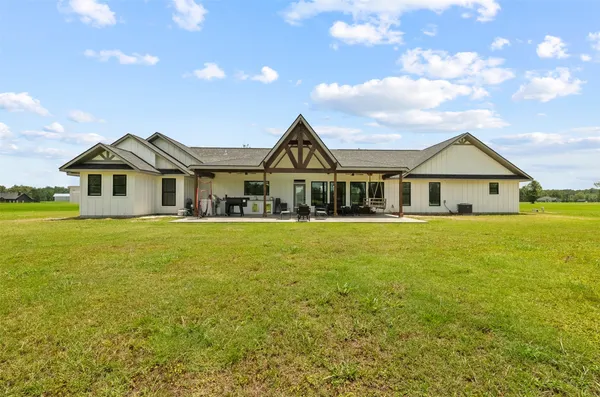 $815,000 | 565 Brushy Crk Drive, Onalaska, TX 77360