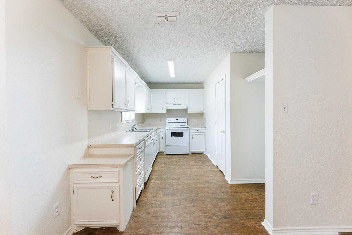 6412 32nd Street Lubbock, TX 79407 - Photo 16 of 47 6412 32nd-20
