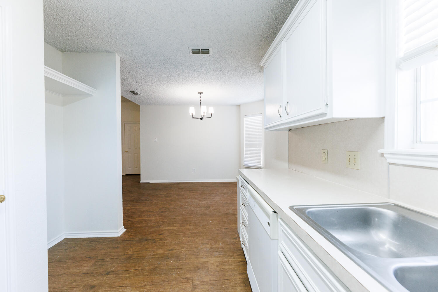 6412 32nd Street Lubbock, TX 79407 - Photo 23 of 47 6412 32nd-27