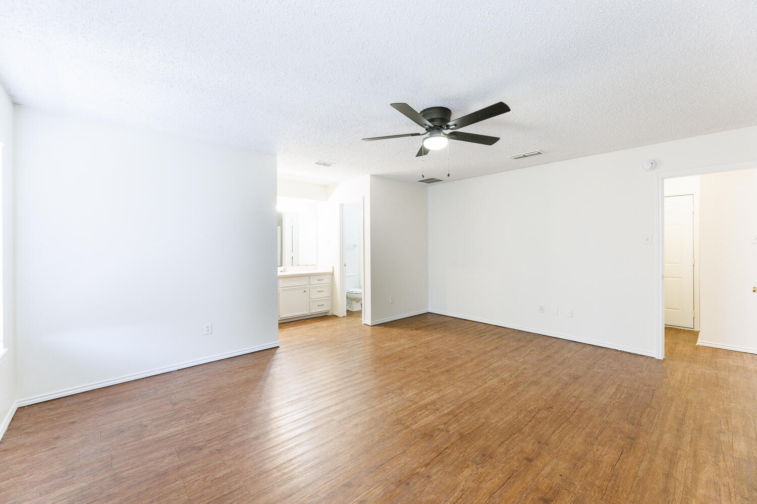 6412 32nd Street Lubbock, TX 79407 - Photo 27 of 47 6412 32nd-31