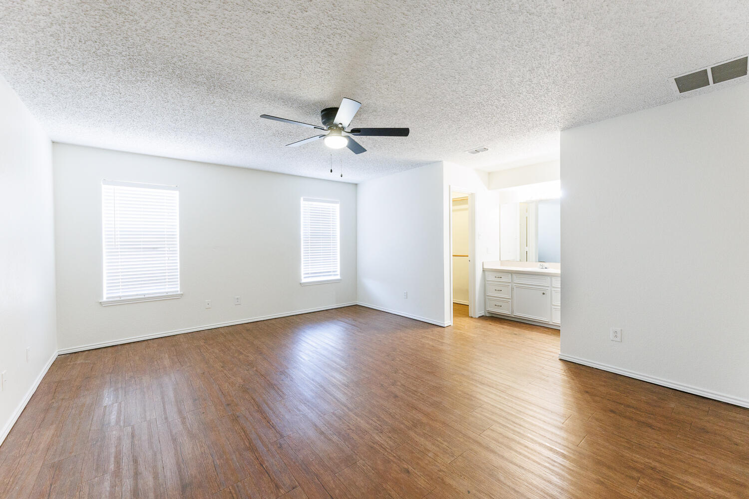 6412 32nd Street Lubbock, TX 79407 - Photo 29 of 47 6412 32nd-33