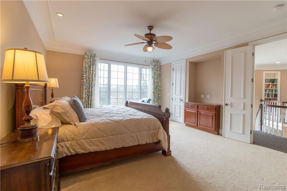 175 Devon Road Bloomfield Hills, MI 48302 - Photo 28 of 38 Master Bedroom - alternate view