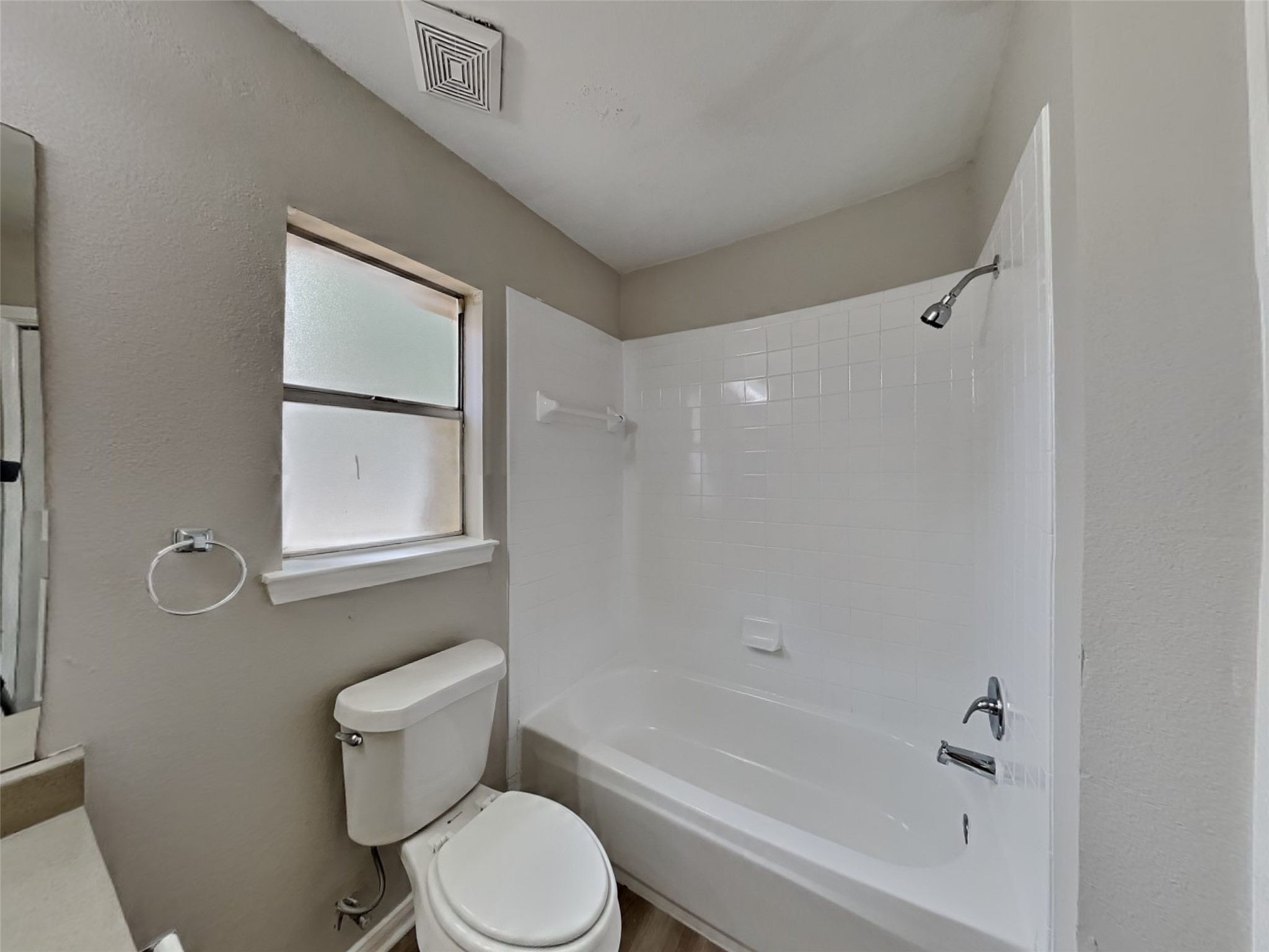 3115 Kelling Street Houston, TX 77045 - Photo 11 of 19