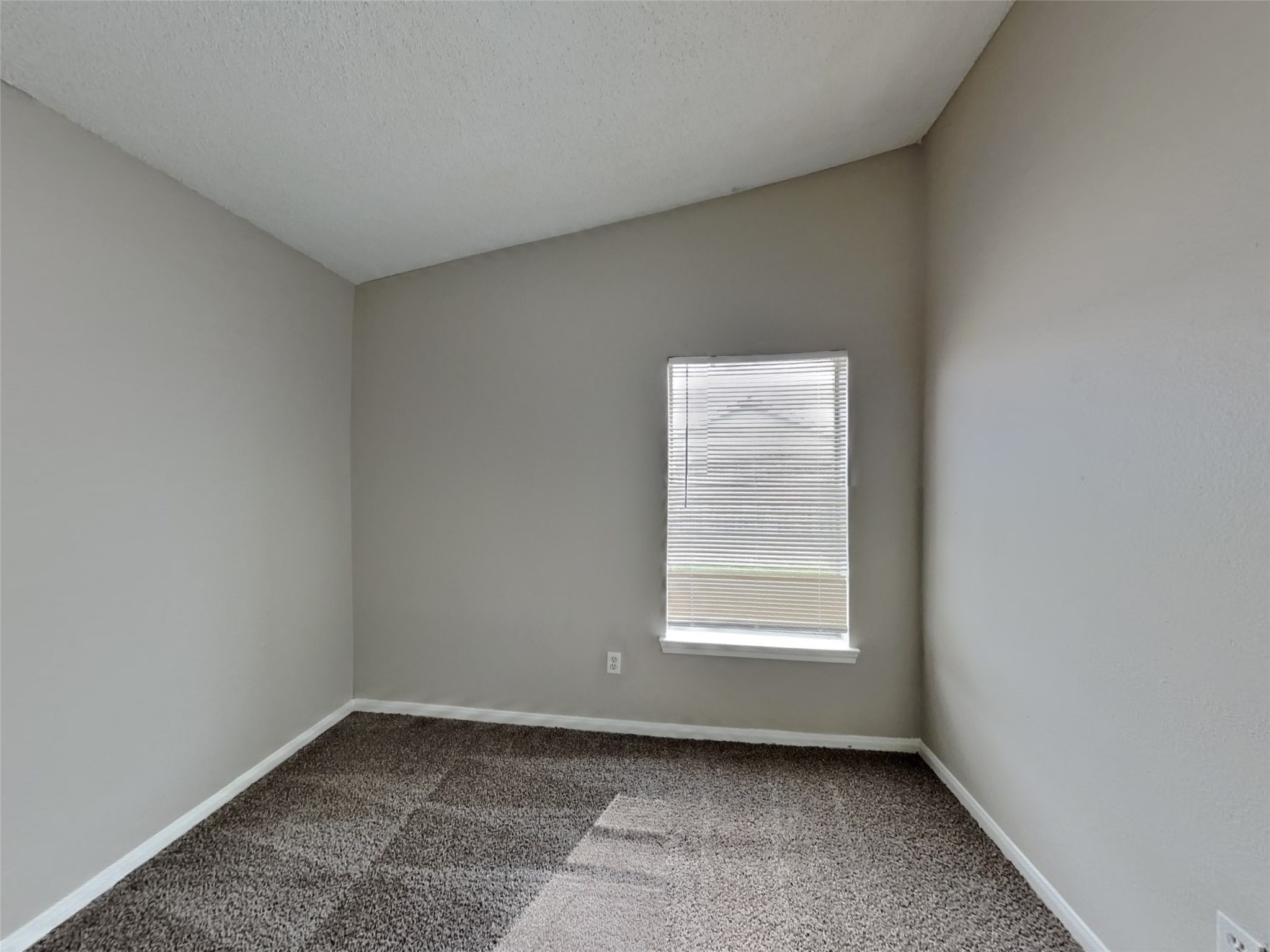 3115 Kelling Street Houston, TX 77045 - Photo 14 of 19