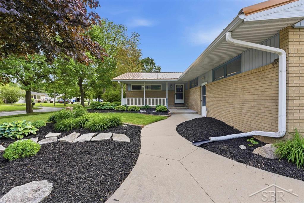 3601 Sharon Road Midland, MI 48642 - Photo 6 of 35 Gallery Image 6