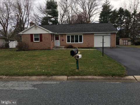 15 Briar Road Lebanon, PA 17042 - Photo 1 of 10 Gallery Image 1