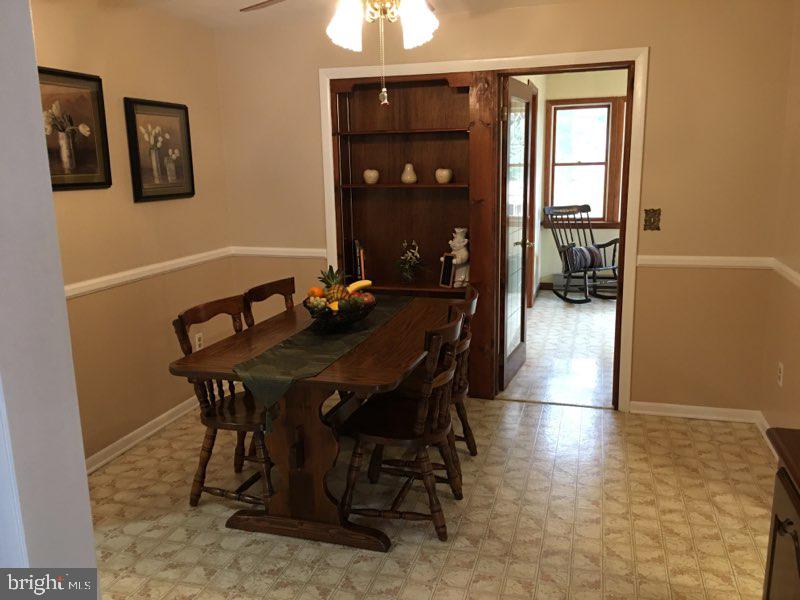 15 Briar Road Lebanon, PA 17042 - Photo 4 of 10 Gallery Image 4