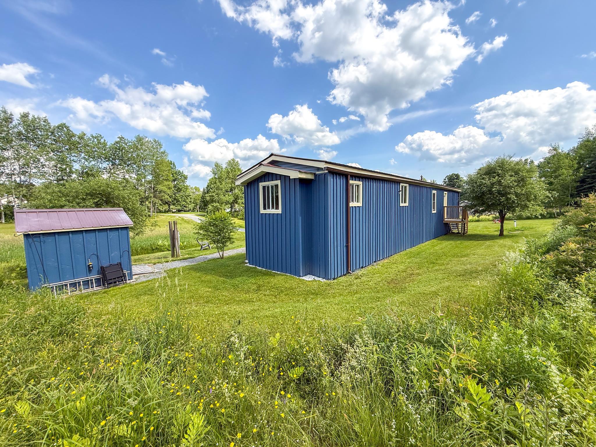284 Cross Road Bradford, VT 05033 - Photo 3 of 27