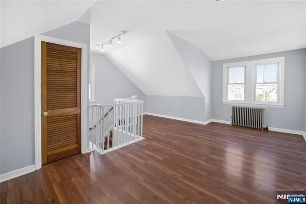 $3,850 | 19 Woodward Street, Saddle Brook, NJ 07663