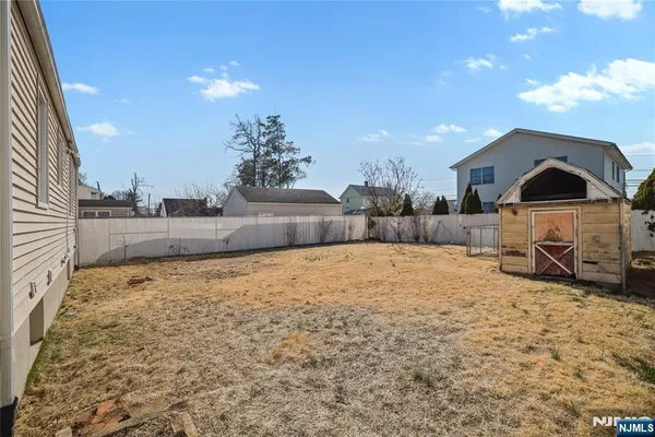 $3,850 | 19 Woodward Street, Saddle Brook, NJ 07663