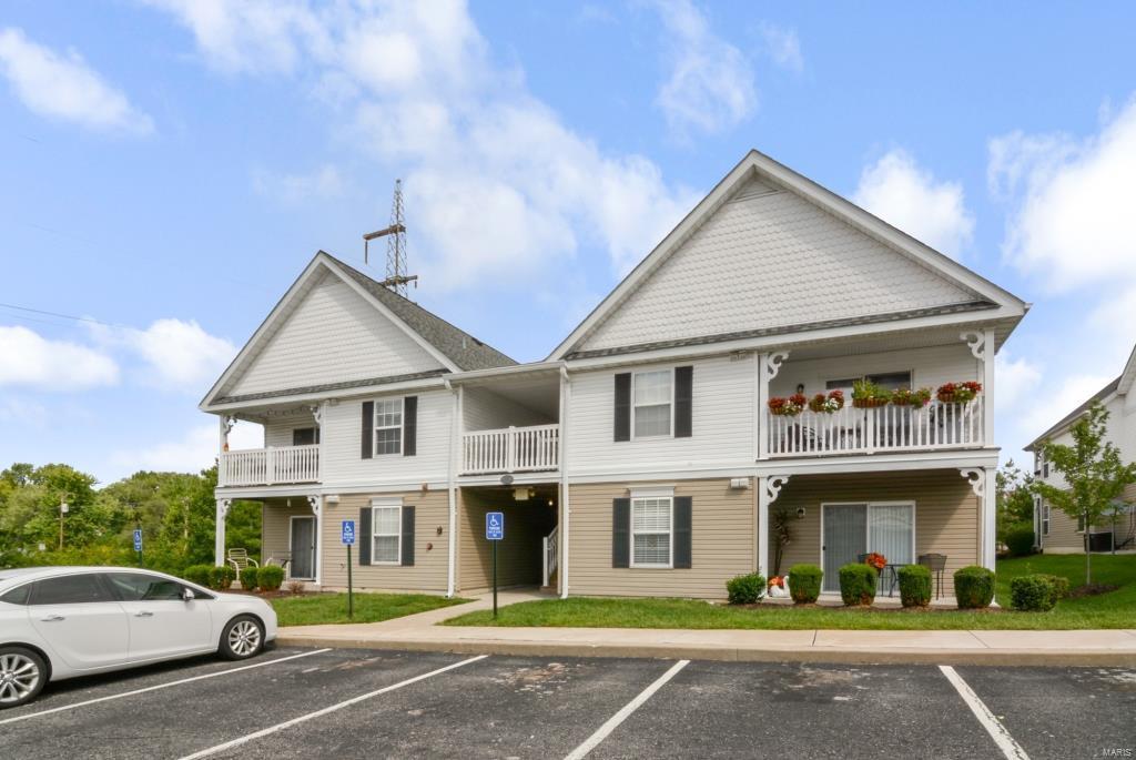 9723 Crayford Road, Unit F St. Louis, MO 63123 - Photo 15 of 15 Gallery Image 15