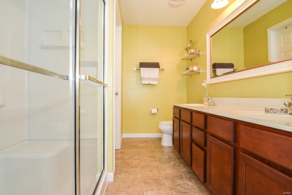 9723 Crayford Road, Unit F St. Louis, MO 63123 - Photo 9 of 15 Gallery Image 9