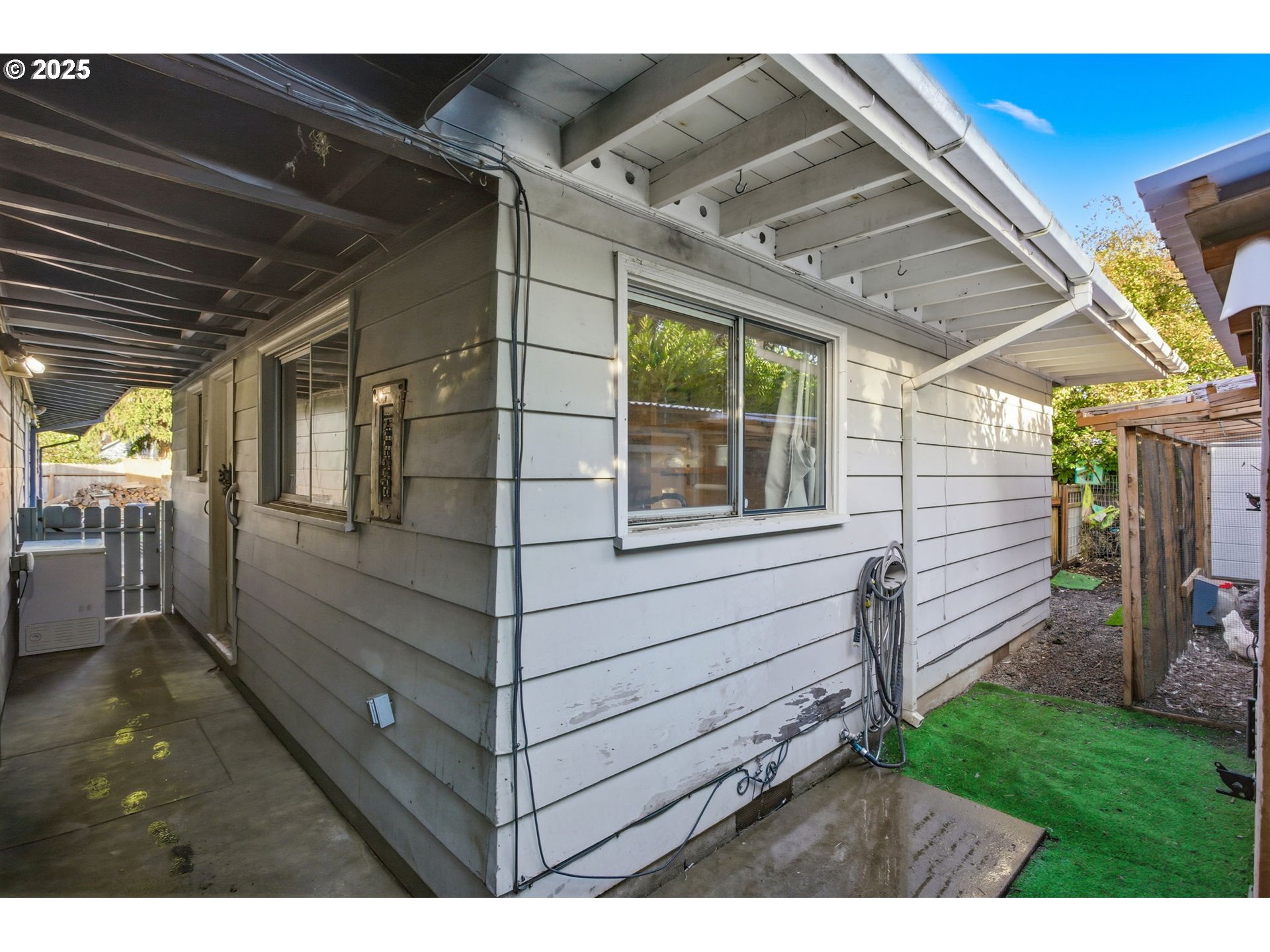 1487 Barton Street Eugene, OR 97404 - Photo 20 of 43