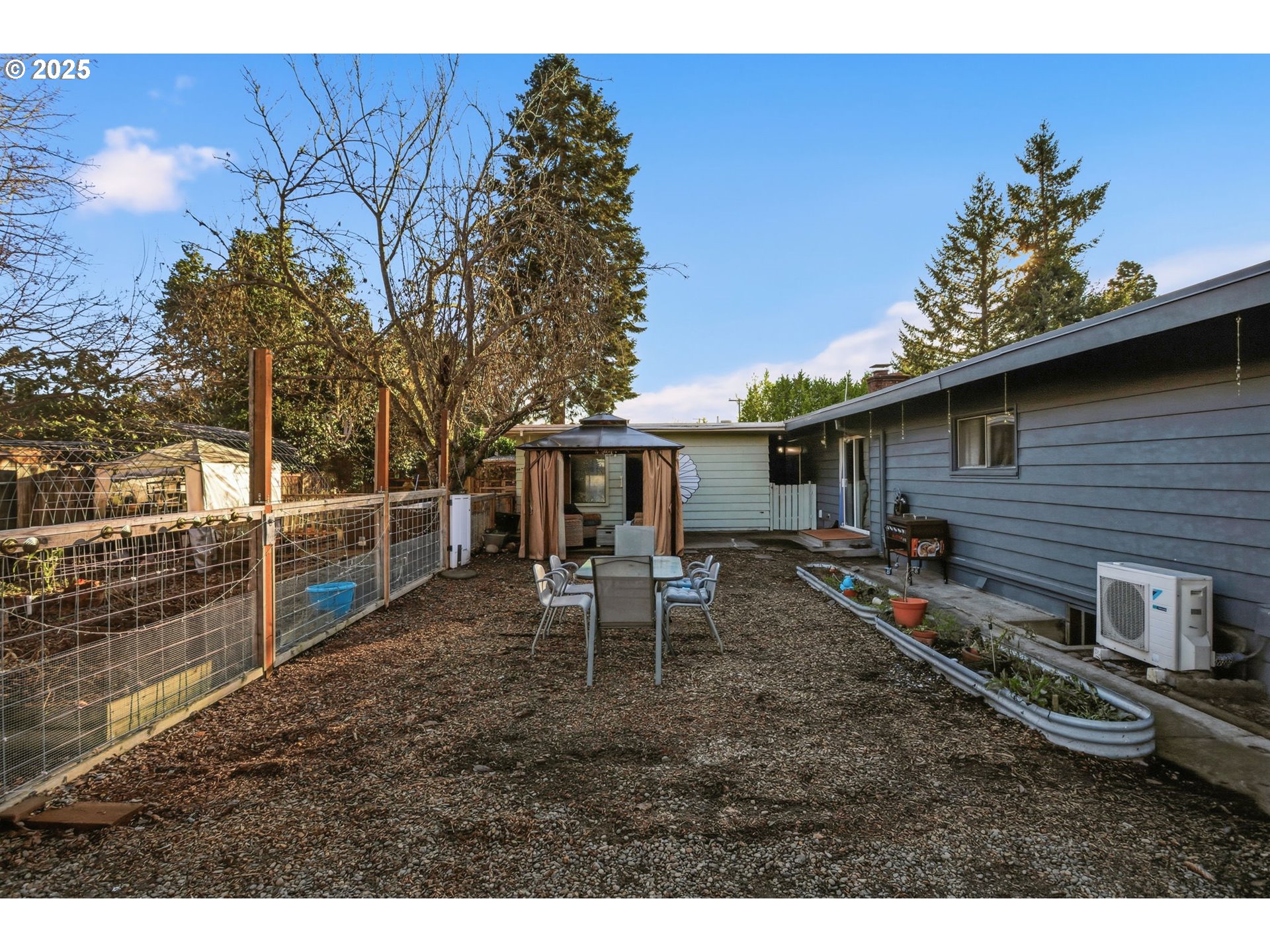 1487 Barton Street Eugene, OR 97404 - Photo 33 of 43