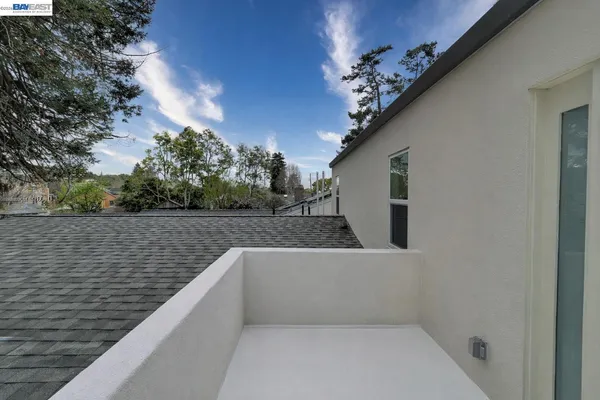 $2,649,000 | 415 Berkeley Park Boulevard, Kensington, CA 94706