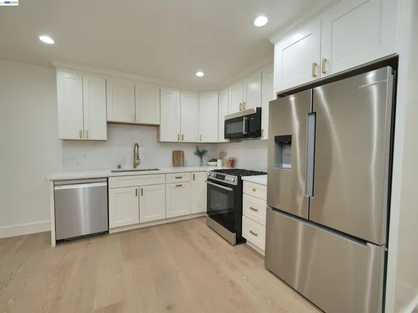 $2,649,000 | 415 Berkeley Park Boulevard, Kensington, CA 94706