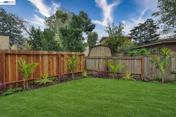 $2,649,000 | 415 Berkeley Park Boulevard, Kensington, CA 94706