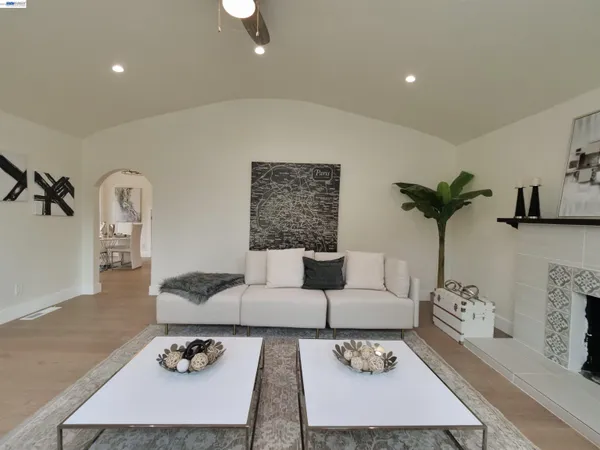 $2,649,000 | 415 Berkeley Park Boulevard, Kensington, CA 94706