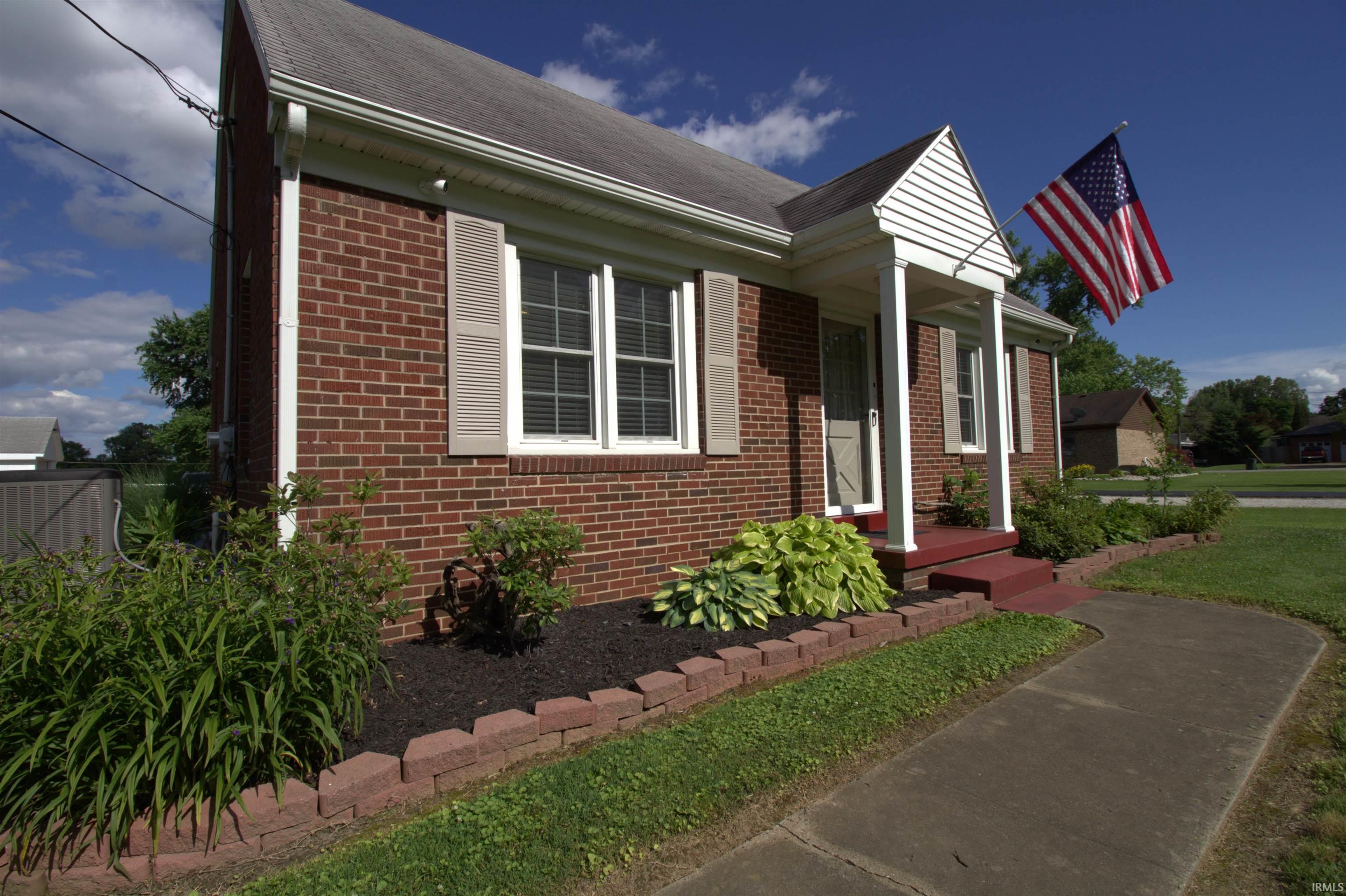5788 Stacer Road Newburgh, IN 47630 - Photo 1 of 32 Gallery Image 1