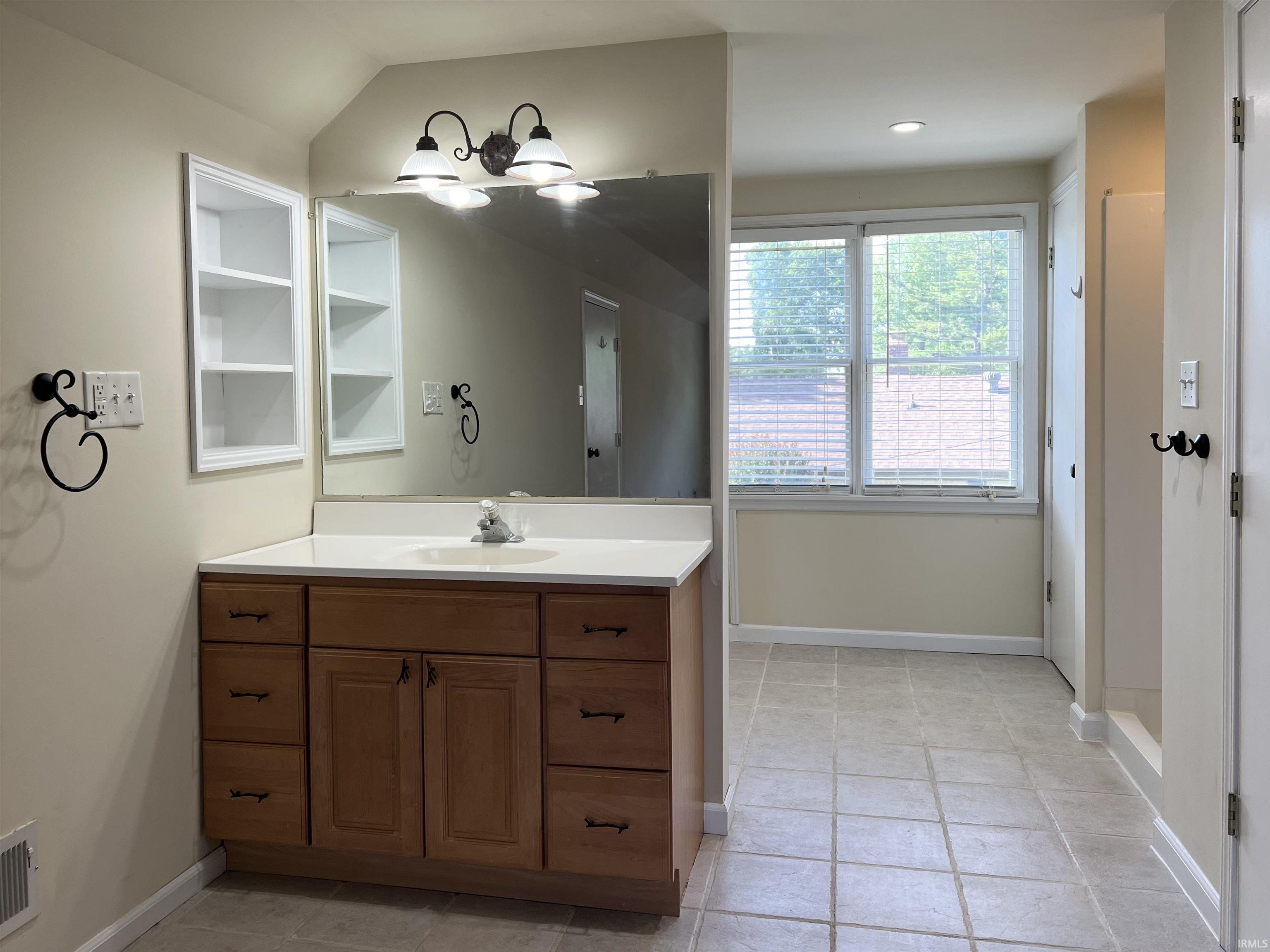 5788 Stacer Road Newburgh, IN 47630 - Photo 13 of 32 Gallery Image 13