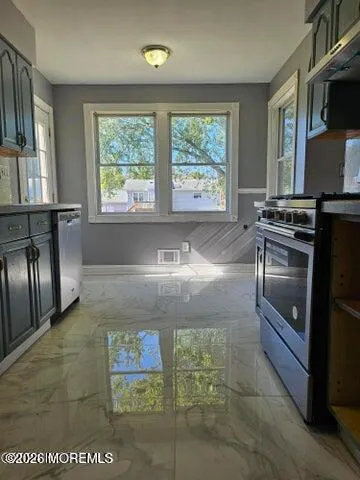 $3,200 | 622 Vaughn Avenue, Toms River, NJ 08753