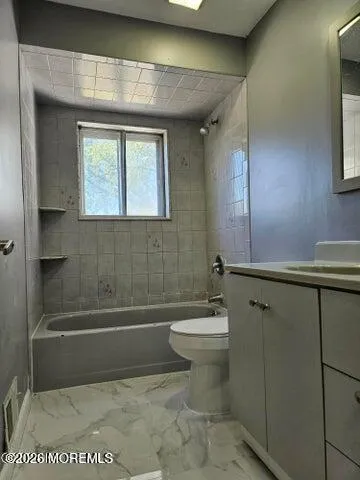 $3,200 | 622 Vaughn Avenue, Toms River, NJ 08753